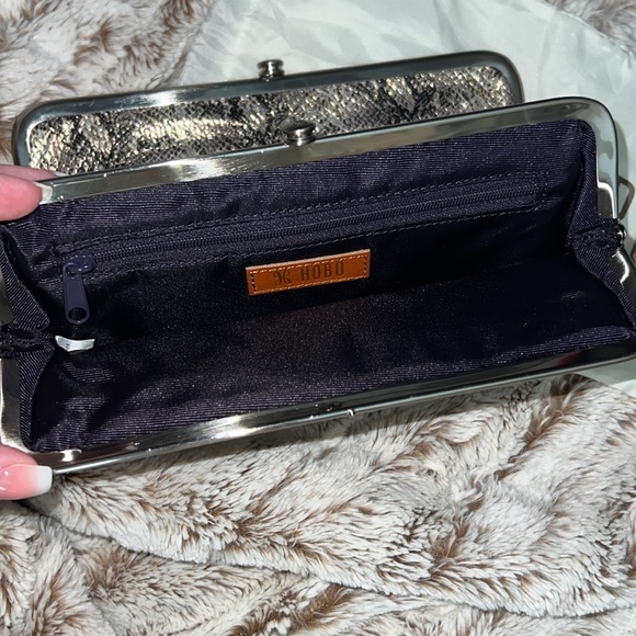 HOBO Lauren Clutch wallet snakeskin - Picture 6 of 7
